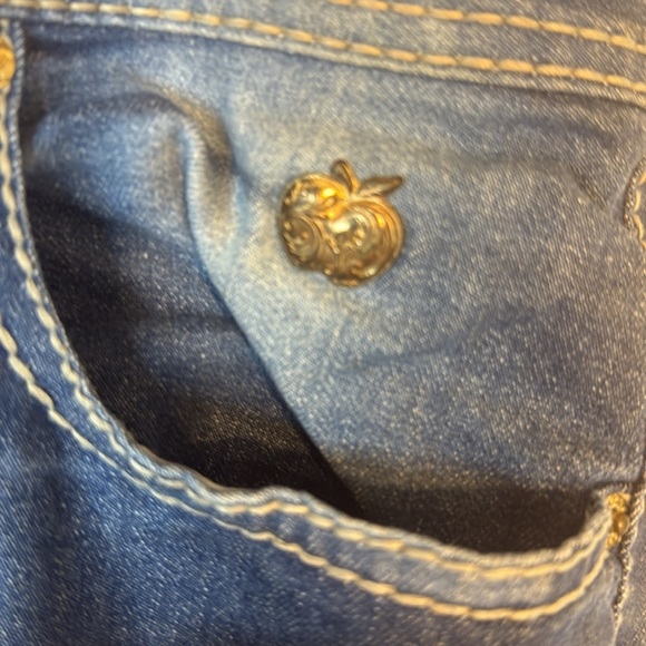 Apple Bottoms Blue Ankle Cropped Jeans with Distressed Details - Picture 10 of 10